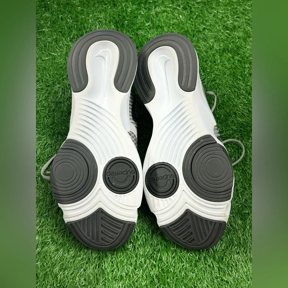 Nike Men's Training‎ Sneaker Size 10.5